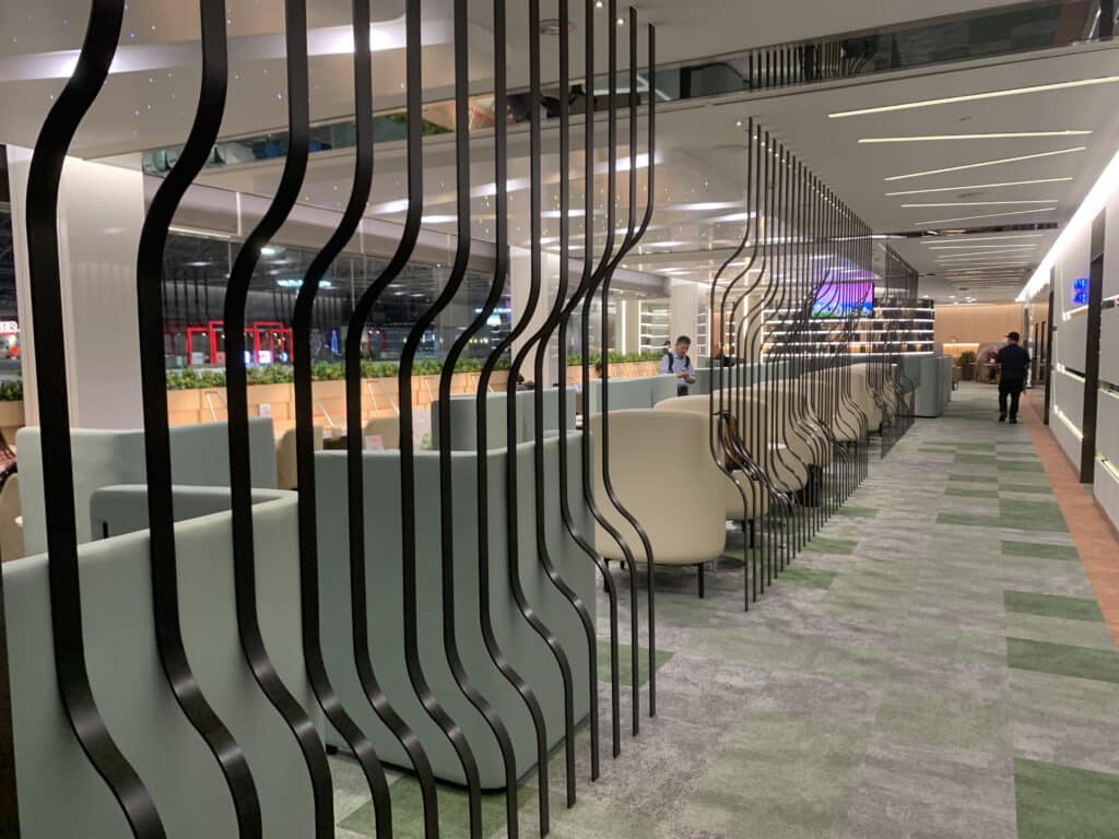 Eva Air 787 Business Class Lounge | Infinity Lounge