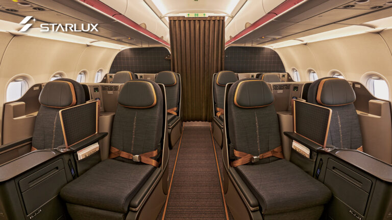 Starlux Business Class A321neo Boarding