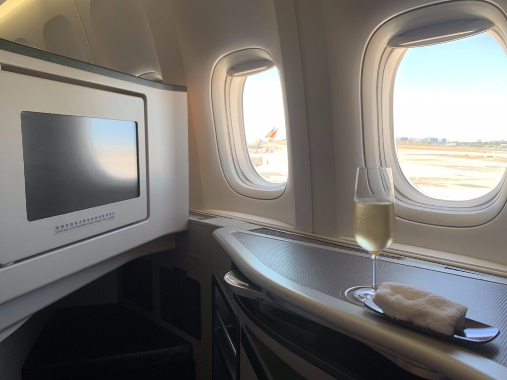 Eva Air 777 Business Class Seat