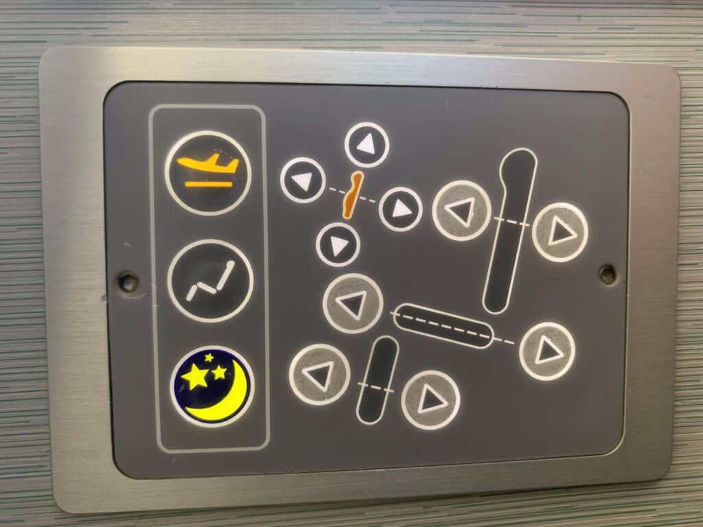 Eva Air 777 Business Class Seat