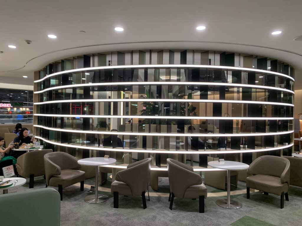 Eva Air 787 Business Class Lounge | Infinity Lounge