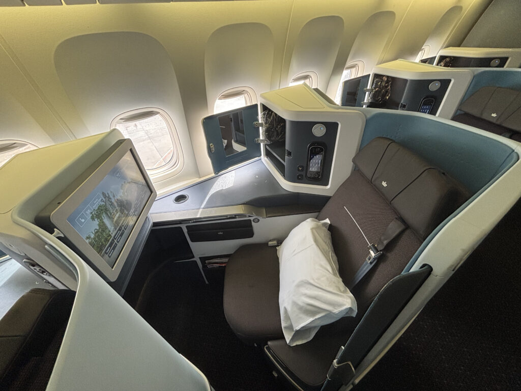 KLM Business Class 777 seat