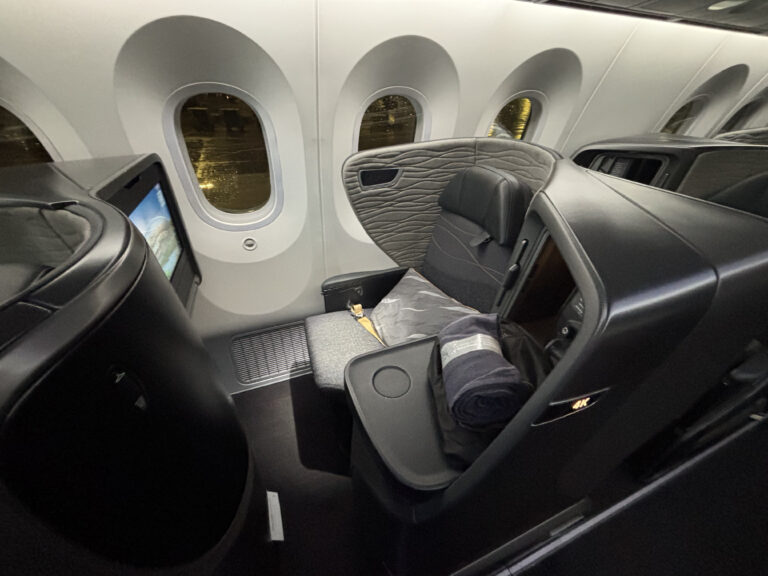 Turkish Airlines 787 Business Class Seat
