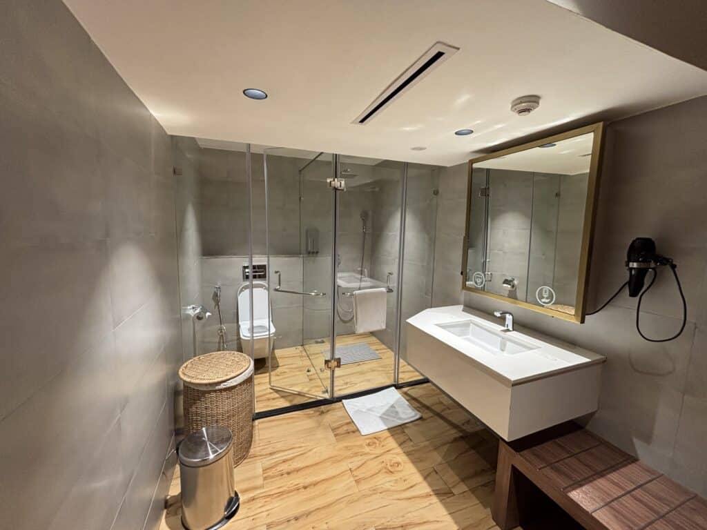 Air India Business Class 787 Lounge | Encalm Prive