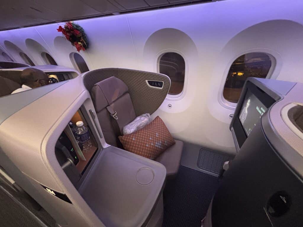 Singapore Airlines Business Class 787 Review | Seat
