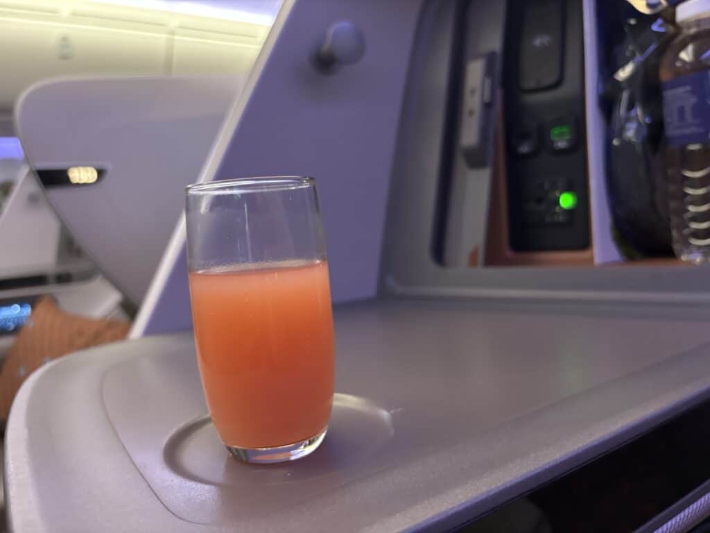 Singapore Airlines Business Class 787 Review | Boarding
