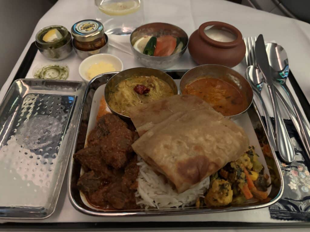 Singapore Airlines Business Class 787 | Meal Service