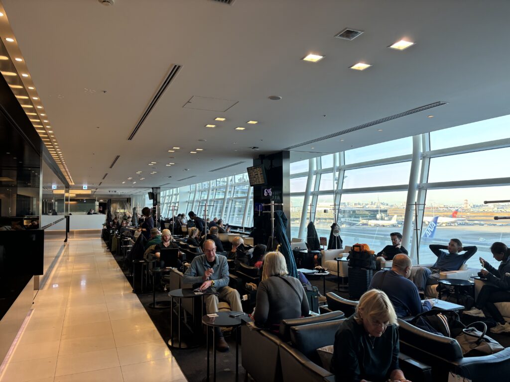 ANA Business Class 787 Lounge | ANA T3 Haneda