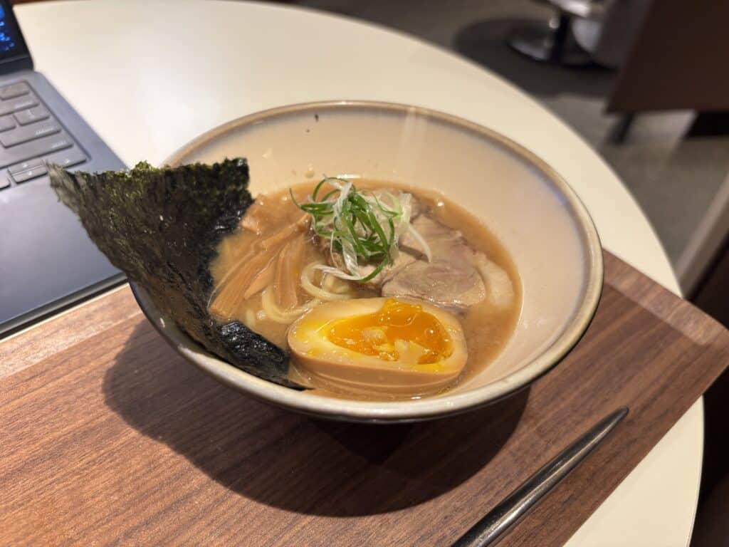 Starlux A330 Business Class Lounge