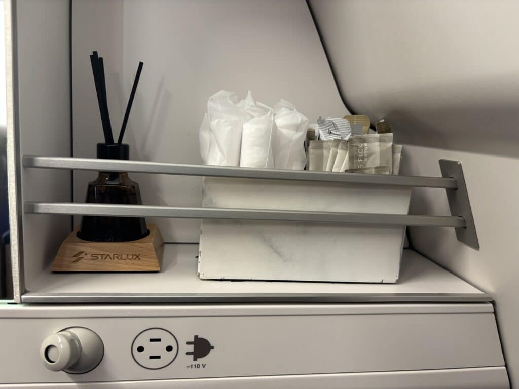 Starlux A330 Business Class | Lavatory