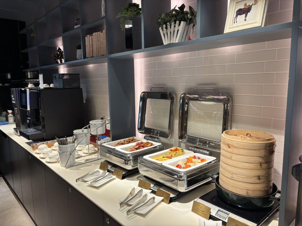 Starlux A330 Business Class Lounge