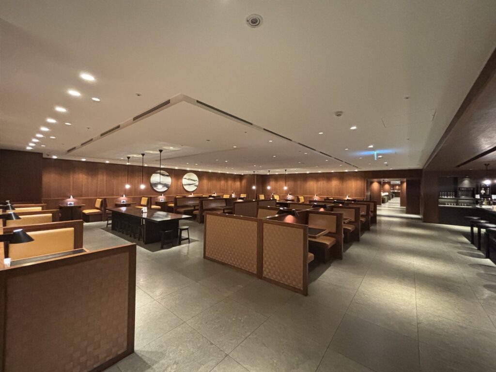 Cathay Pacific Business Class A330-300 CX 407 TPE to HKG [October 12 2026]